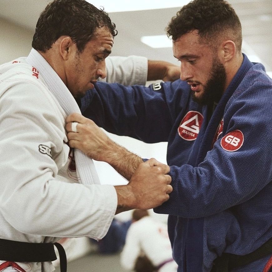 Gabriel Arges is a Brazilian jiu jitsu black belt under Romulo Barral